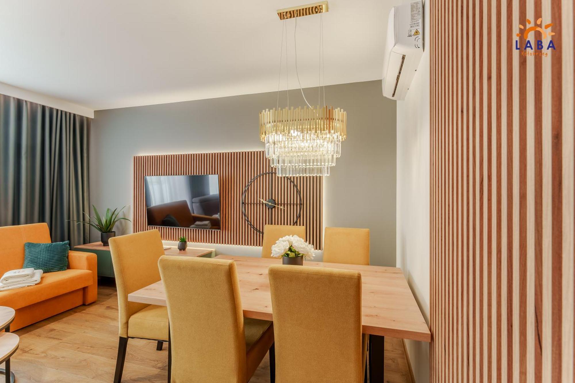 Laba Kolobrzeg Apartamenty Kollataja Z Parkingiem מראה חיצוני תמונה