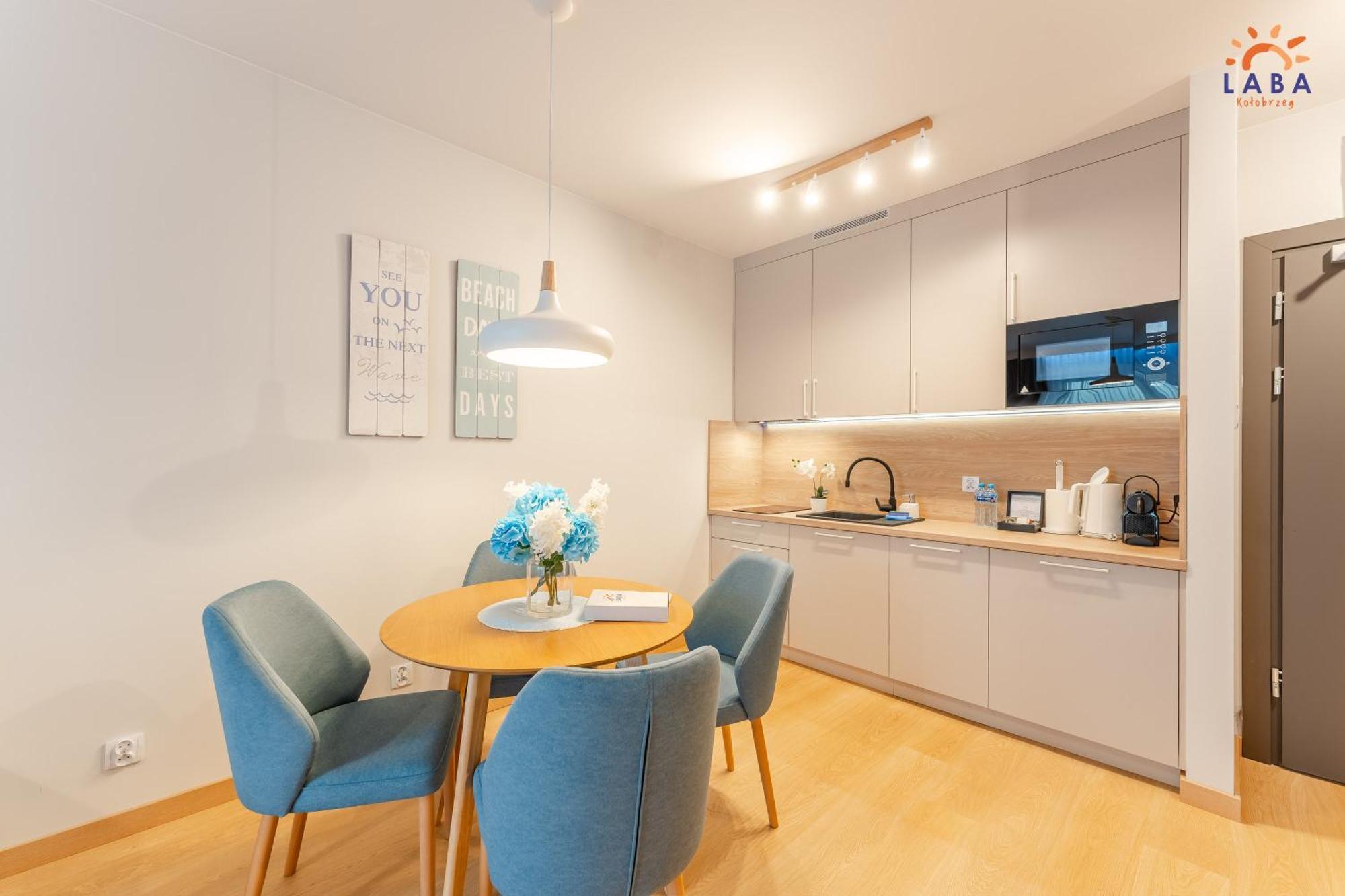 Laba Kolobrzeg Apartamenty Kollataja Z Parkingiem מראה חיצוני תמונה
