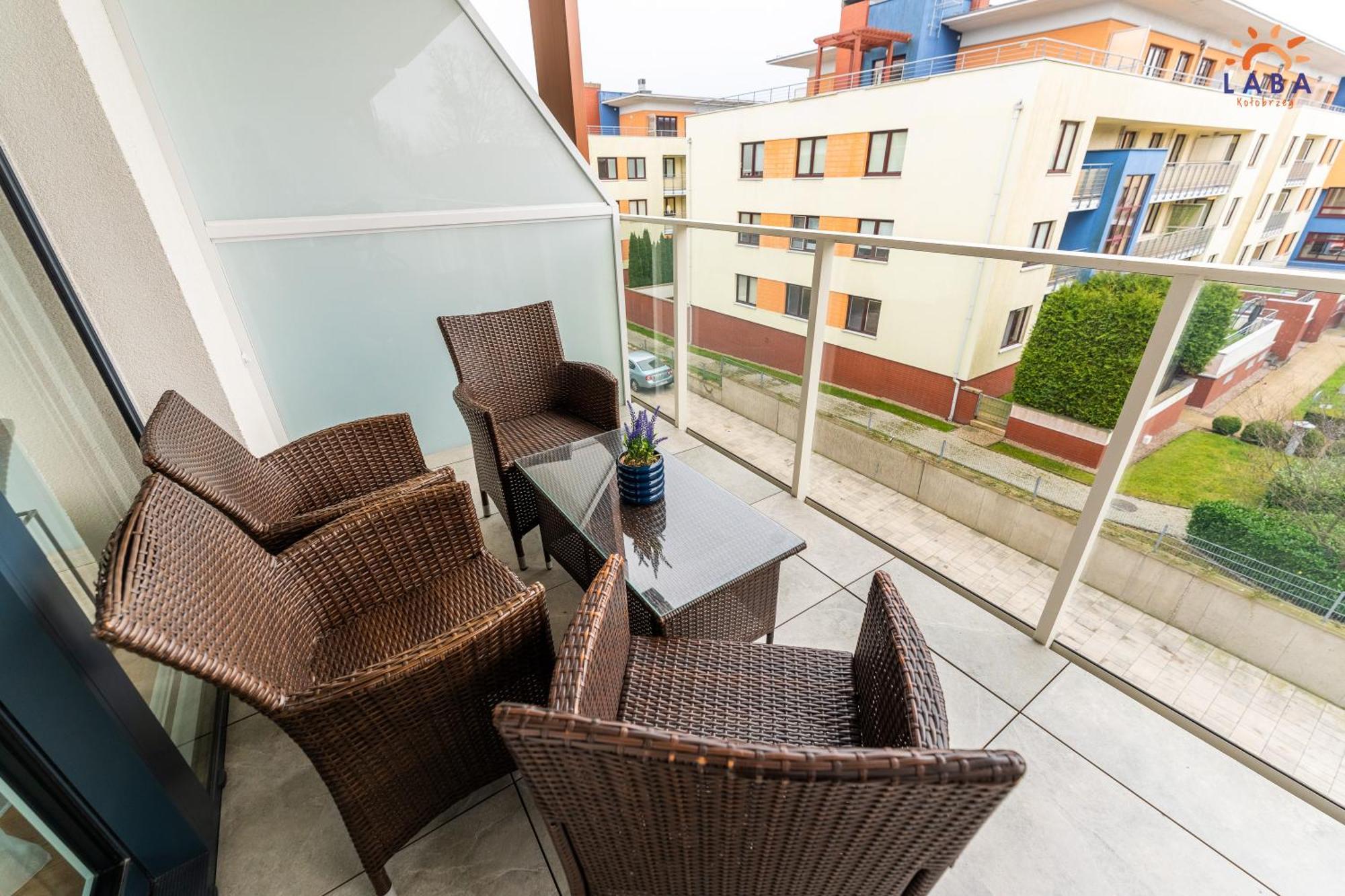 Laba Kolobrzeg Apartamenty Kollataja Z Parkingiem מראה חיצוני תמונה