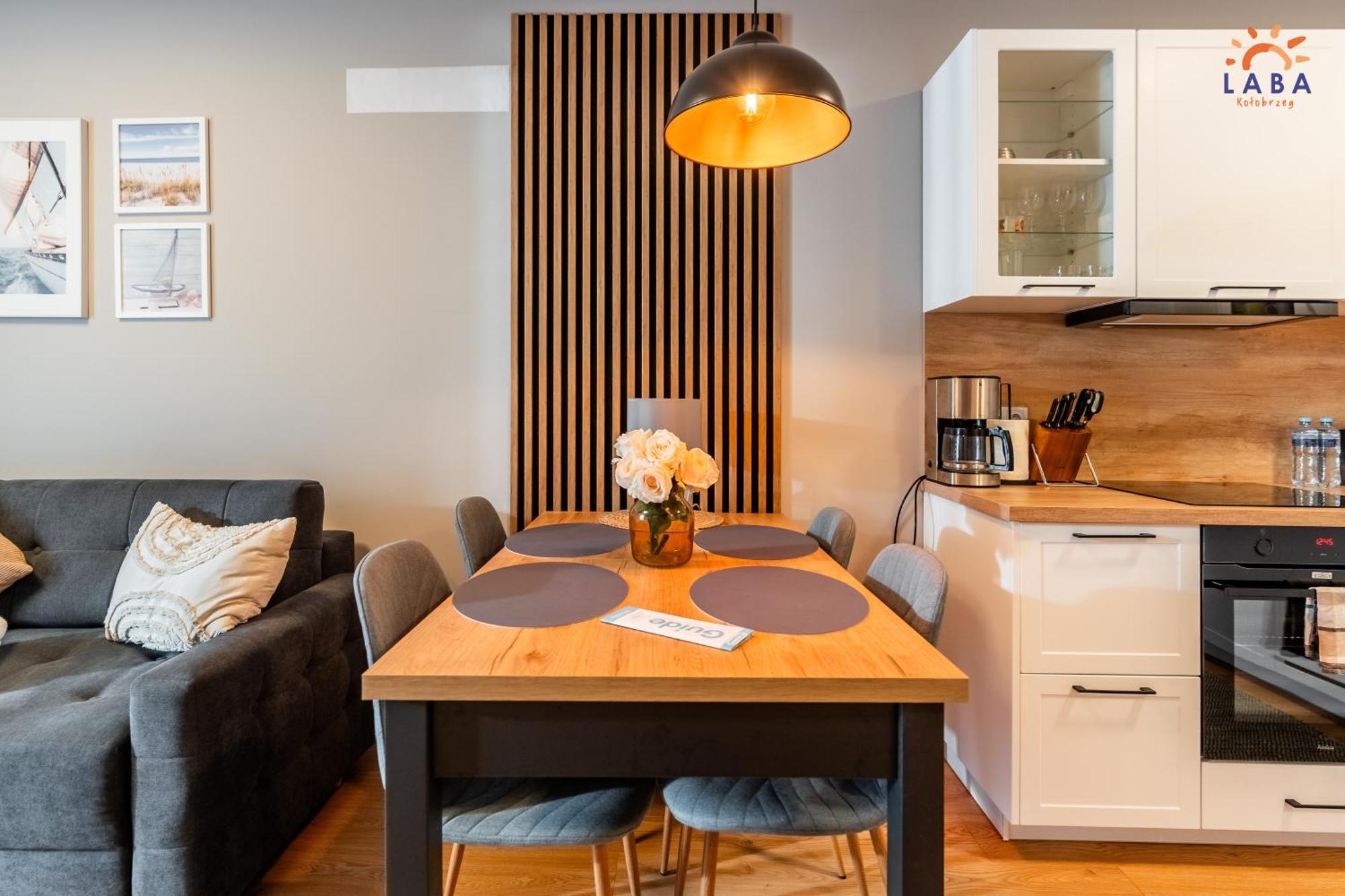 Laba Kolobrzeg Apartamenty Kollataja Z Parkingiem מראה חיצוני תמונה